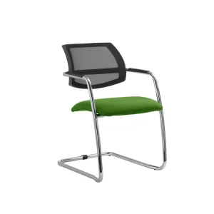 Narbutas Посетителски стол Gama, 560x600x840 mm, дамаска Bondai светлозелен, черен меш, метал хром